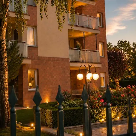 Aquabelle Apartman- Balaton Part & Galerius Fuerdo Apartment