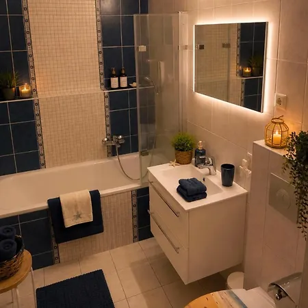 Aquabelle Apartman- Balaton Part & Galerius Fuerdo Apartment